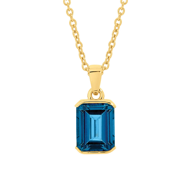 18ct Yellow Gold London Blue Topaz Pendant